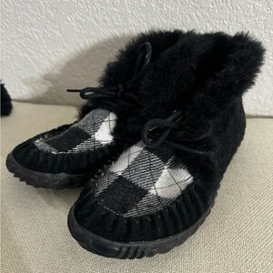 Sorel womens booties/slippers
